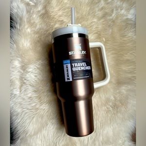 NWT Stanley tumbler in rose glow